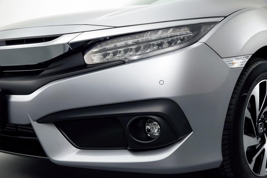 Детали экстерьера Honda Civic Sedan (FC) 2017 года  (JP) (фото 3 из 12)